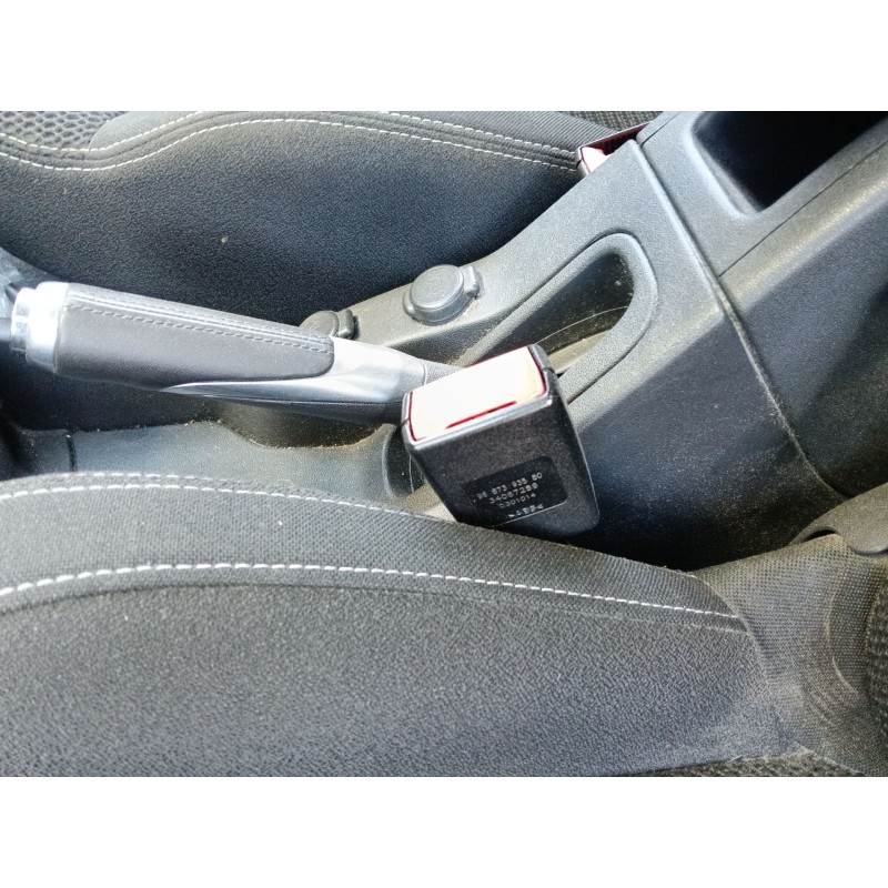 Recambio de enganche cinturon delantero izquierdo para citroën ds3 (sa_) 1.6 hdi 90 referencia OEM IAM 8975TN  