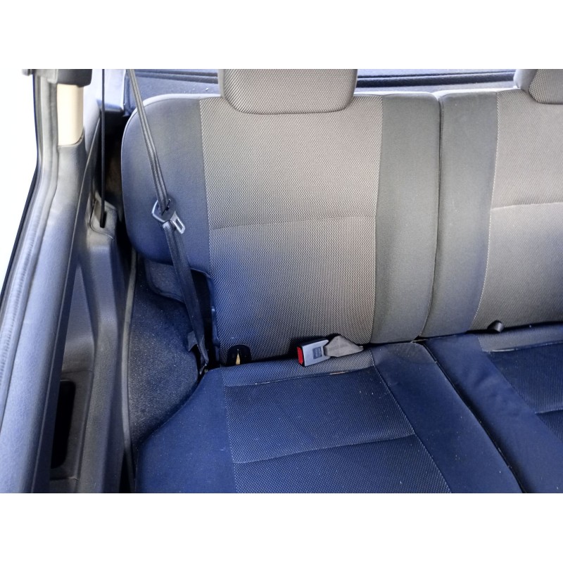 Recambio de asiento trasero derecho para nissan terrano ii (r20) 2.7 tdi 4wd referencia OEM IAM   