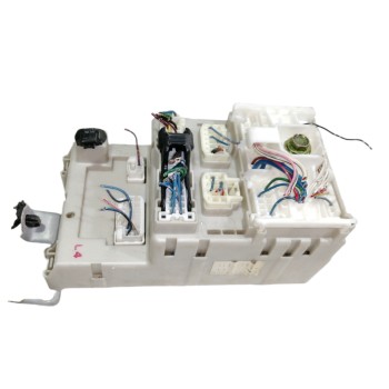 CAJA RELES / FUSIBLES 8273342080 
