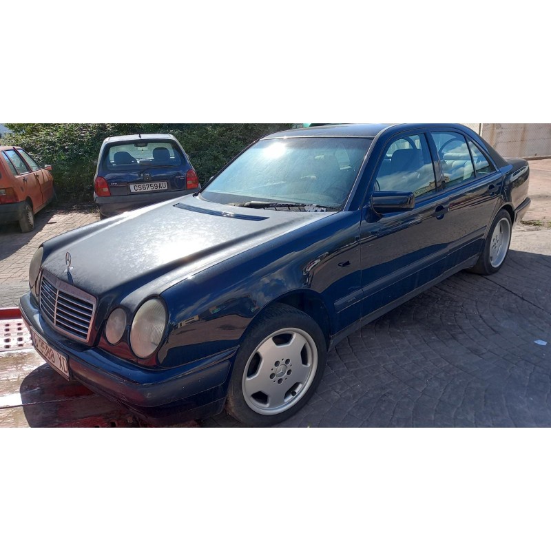 MERCEDES-BENZ CLASE E (W210) BERLINA DIESEL