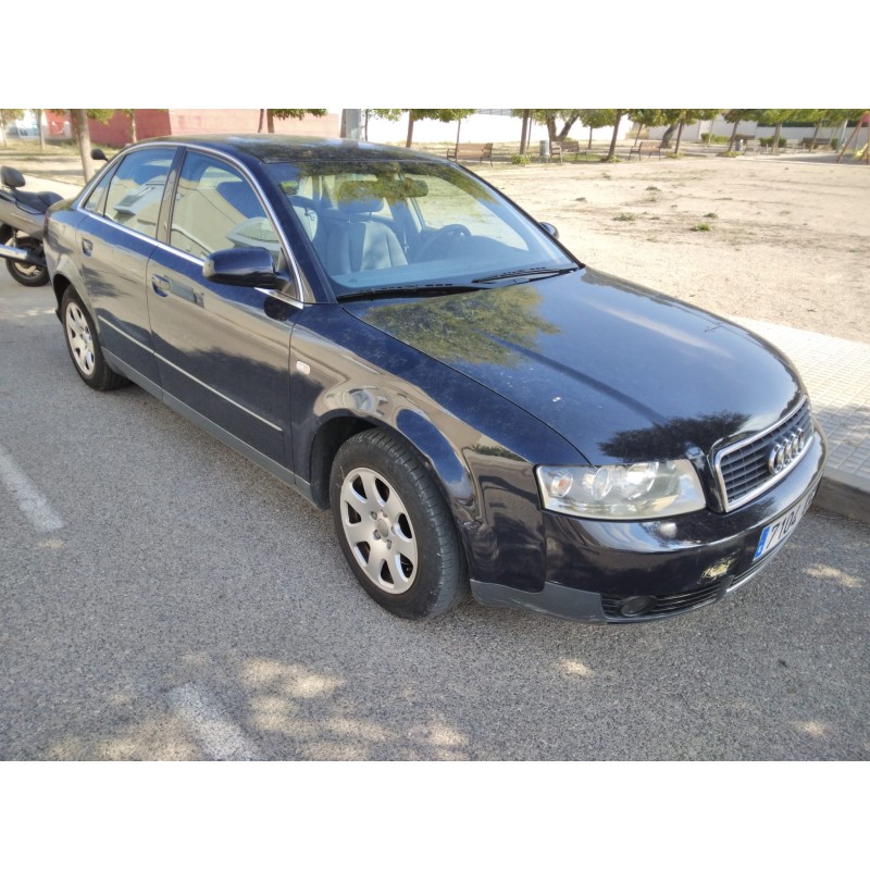 AUDI A4 BERLINA (8E)