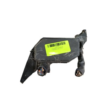 CAJA RELES / FUSIBLES 82660F4060 9008087020 9008087021