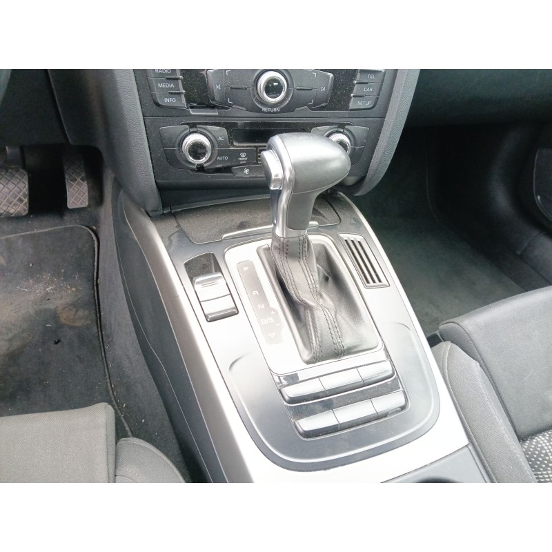 Recambio de pomo palanca cambio para audi a5 (8t3) 1.8 tfsi referencia OEM IAM 8K1713139SXZZ / 8K1713139RIBR / 8K0863278LSKH  