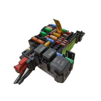 CAJA RELES / FUSIBLES 5WA937615 P010077143 