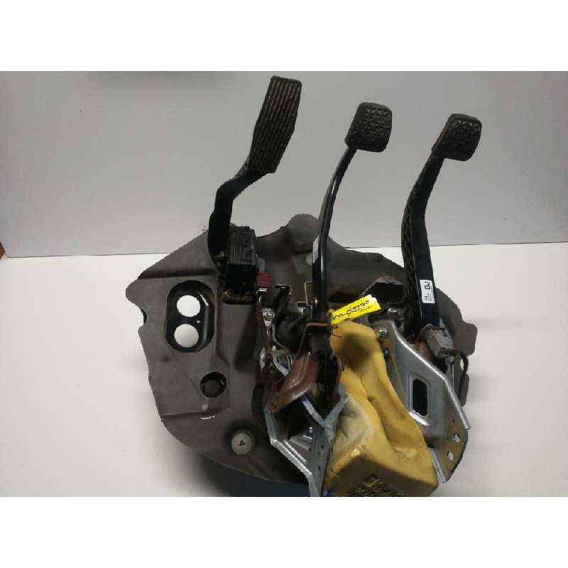 Recambio de pedal embrague para opel zafira b cosmo referencia OEM IAM 13192503  