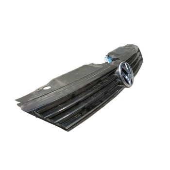 REJILLA DELANTERA 5C6853653 