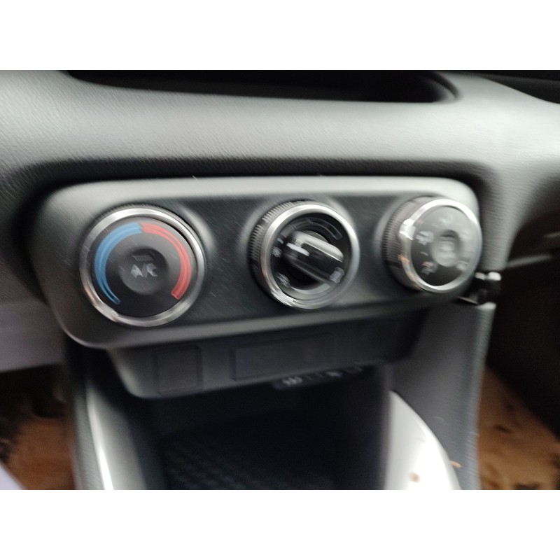 Recambio de mando calefaccion / aire acondicionado para toyota yaris (_p21_, _pa1_, _ph1_) 1.5 (mxpa11) referencia OEM IAM   