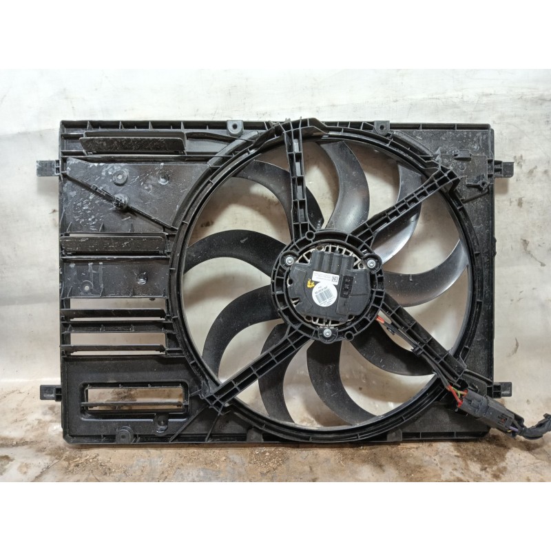 Recambio de electroventilador para ford focus iv (hn) 1.0 ecoboost mhev referencia OEM IAM 2213993  