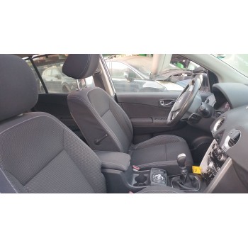 ASIENTO DELANTERO IZQUIERDO 