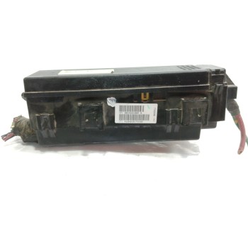 CAJA RELES / FUSIBLES 96555J 