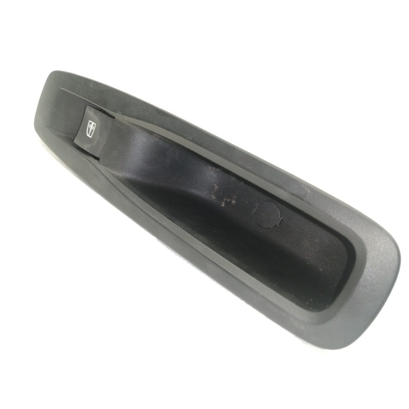 Recambio de mando elevalunas trasero izquierdo para renault megane iv berlina 5p experience referencia OEM IAM 829507746R  