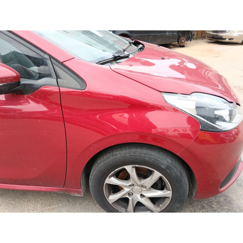 Recambio de aleta delantera derecha para peugeot 208 i (ca_, cc_) 1.2 vti 82 referencia OEM IAM 9672971480  