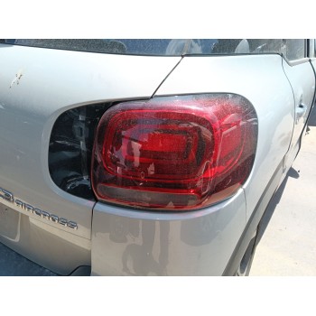 PILOTO TRASERO DERECHO YQ00042580 