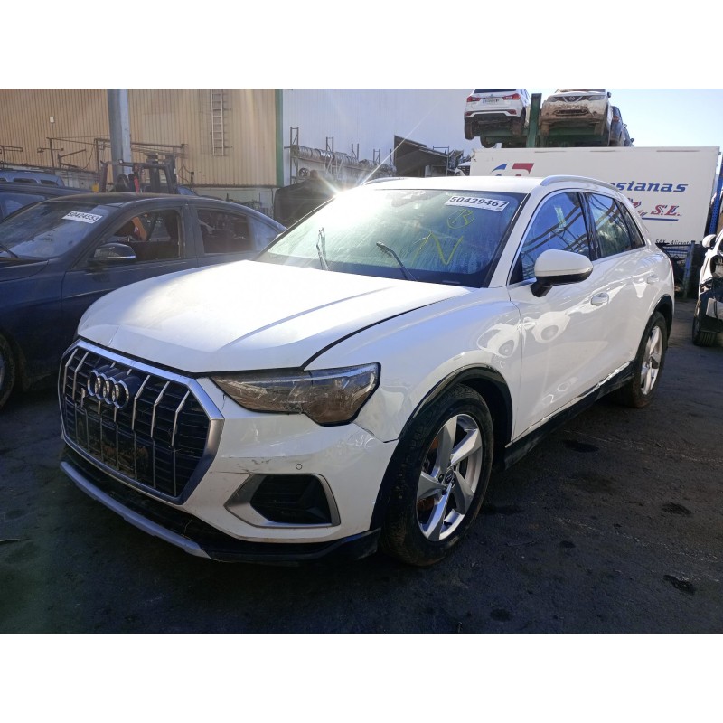 AUDI Q3 (F3B)