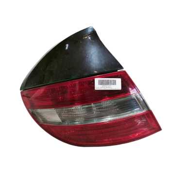 PILOTO TRASERO IZQUIERDO A2038205164KZ DCCL203SXF