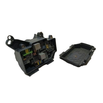 CAJA FUSIBLES DELANTERA A2139065706 A2055402328 