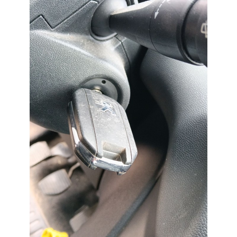 Recambio de conmutador de arranque para peugeot 208 i (ca_, cc_) 1.2 vti 82 referencia OEM IAM   