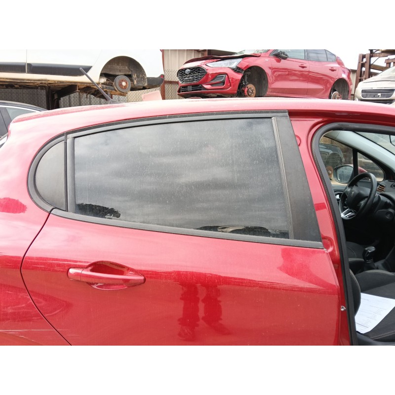 Recambio de elevalunas trasero derecho para peugeot 208 i (ca_, cc_) 1.2 vti 82 referencia OEM IAM 9673153880  