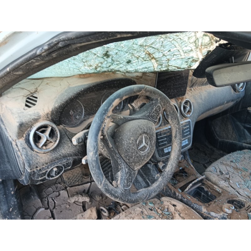 Recambio de salpicadero para mercedes-benz clase a (w176) a 180 (176.042) referencia OEM IAM A17668006019H68  