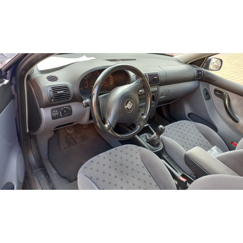 SEAT TOLEDO (1M2)