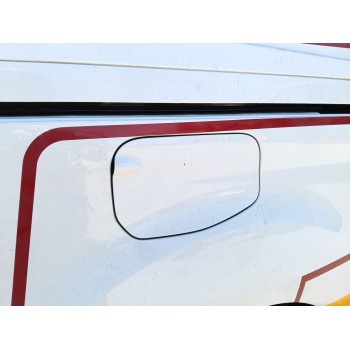 TAPA EXTERIOR COMBUSTIBLE 