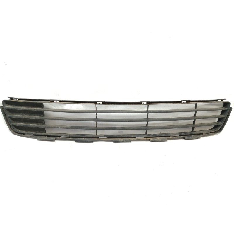 Recambio de rejilla paragolpes central para toyota yaris active referencia OEM IAM 531120D160  REJILLA INFERIOR