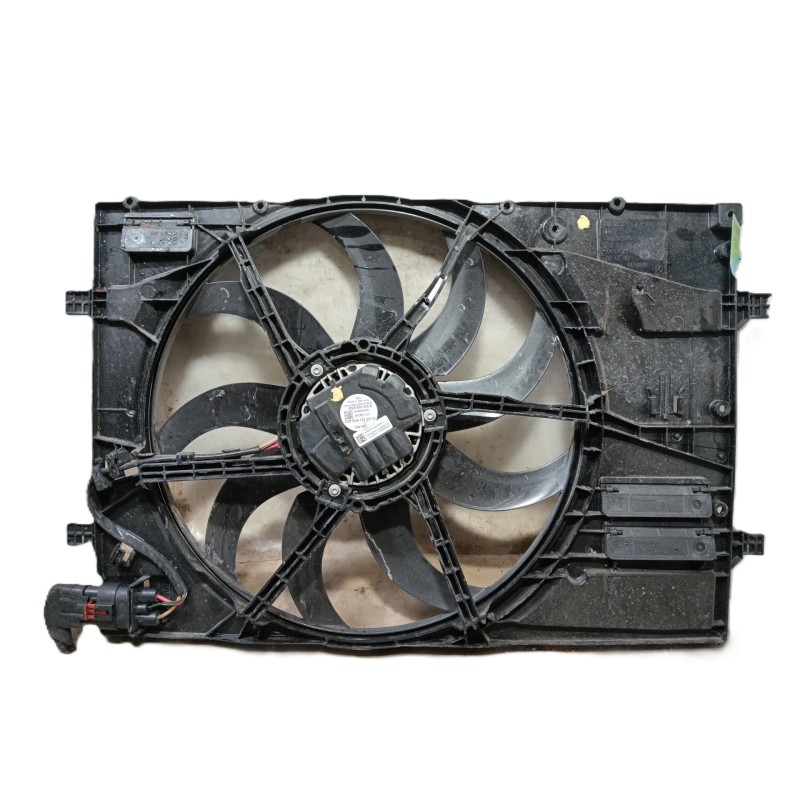 Recambio de electroventilador para volkswagen golf 1.5 etsi mhev referencia OEM IAM 5WA121203B 5WA959455B 