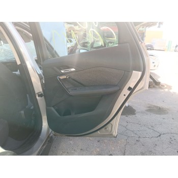 GUARNECIDO PUERTA TRASERA DERECHA 