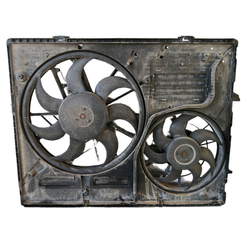 Recambio de electroventilador para volkswagen touareg (7la) tdi r5 referencia OEM IAM 0130303922  7LO121203F G3166