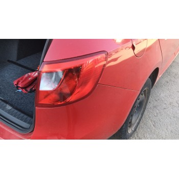 PILOTO TRASERO DERECHO 6J8945096 