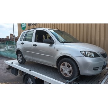 MAZDA 2 (DY) de desguace
