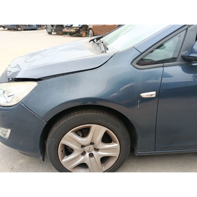Recambio de aleta delantera izquierda para opel astra j (p10) 1.7 cdti (68) referencia OEM IAM 13390002  