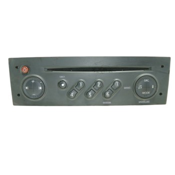 SISTEMA AUDIO / RADIO CD 8200483757 RENRDW24000 FD0405300210440 8200483757T V554