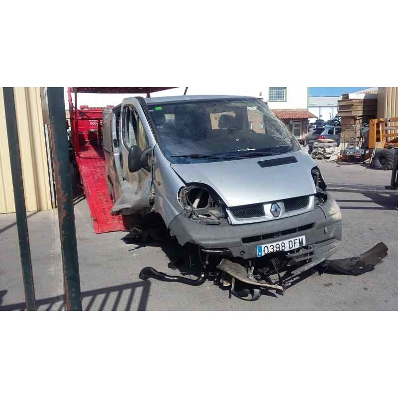 RENAULT TRAFIC COMBI (AB 4.01)