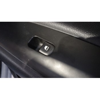 MANDO ELEVALUNAS DELANTERO DERECHO 93576H8000 