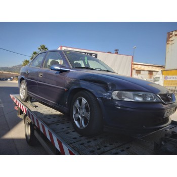 OPEL VECTRA B BERLINA