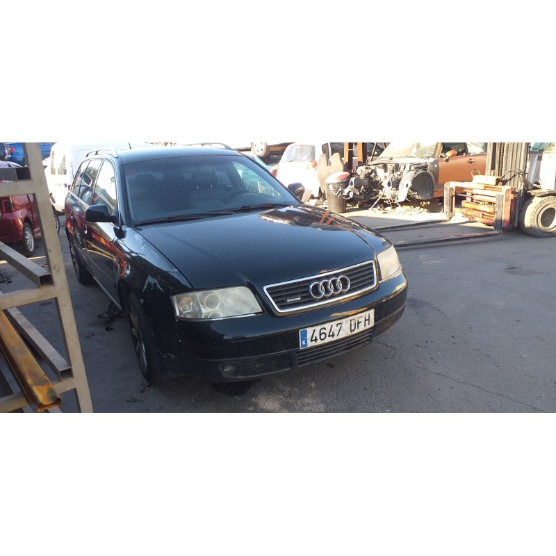 AUDI A6 AVANT (4B5)