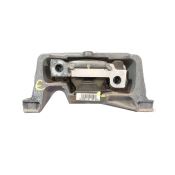 SOPORTE MOTOR DELANTERO DERECHO A2462402617 Q006586735 