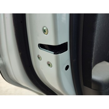 CERRADURA PUERTA TRASERA IZQUIERDA 