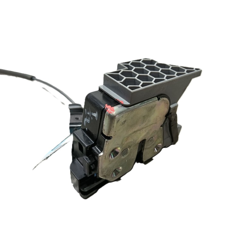 Recambio de cerradura puerta trasera izquierda para hyundai bayon (bc3) 1.2 mpi referencia OEM IAM 81410Q0400 BC3CUVRRLH 