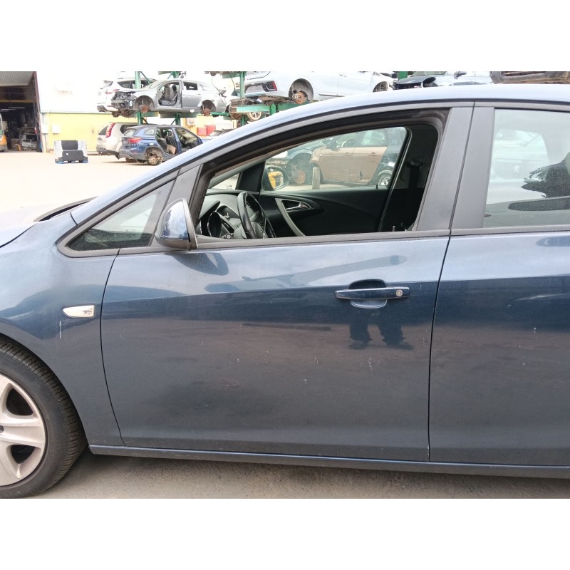 Recambio de puerta delantera izquierda para opel astra j (p10) 1.7 cdti (68) referencia OEM IAM 13330765  