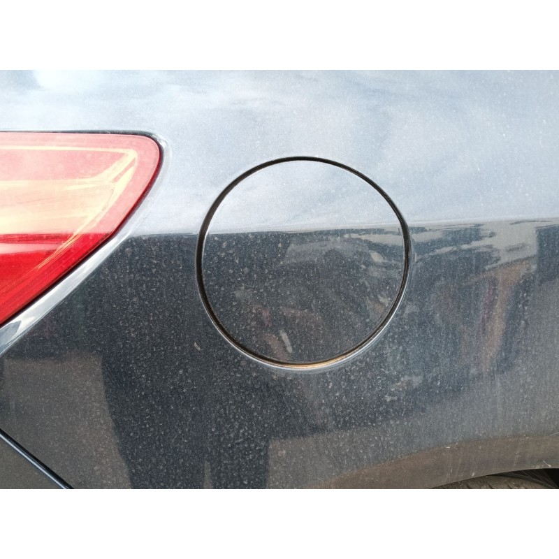 Recambio de tapa exterior combustible para opel astra j (p10) 1.7 cdti (68) referencia OEM IAM   