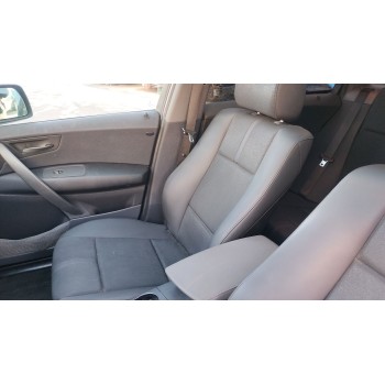 ASIENTO DELANTERO DERECHO 