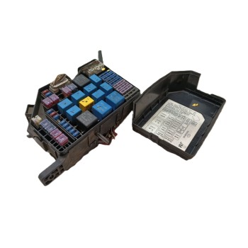 CAJA FUSIBLES DELANTERA 912102E000 