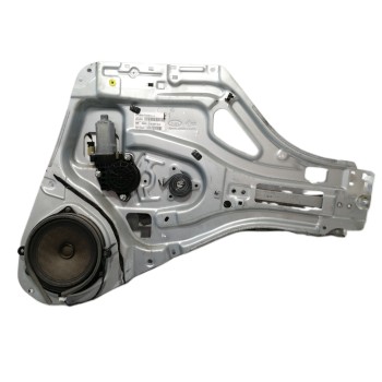 ELEVALUNAS DELANTERO DERECHO 824800Z000 