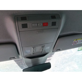 LUZ INTERIOR DELANTERA CENTRAL 2GA947105SEKW 