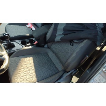 ASIENTO DELANTERO IZQUIERDO 