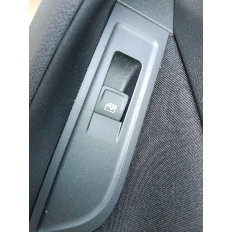 Recambio de mando elevalunas trasero derecho para skoda scala (nw1) 1.0 tsi referencia OEM IAM 5G0959855KWHS  