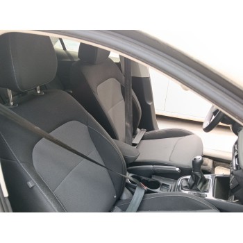 ASIENTO DELANTERO IZQUIERDO 