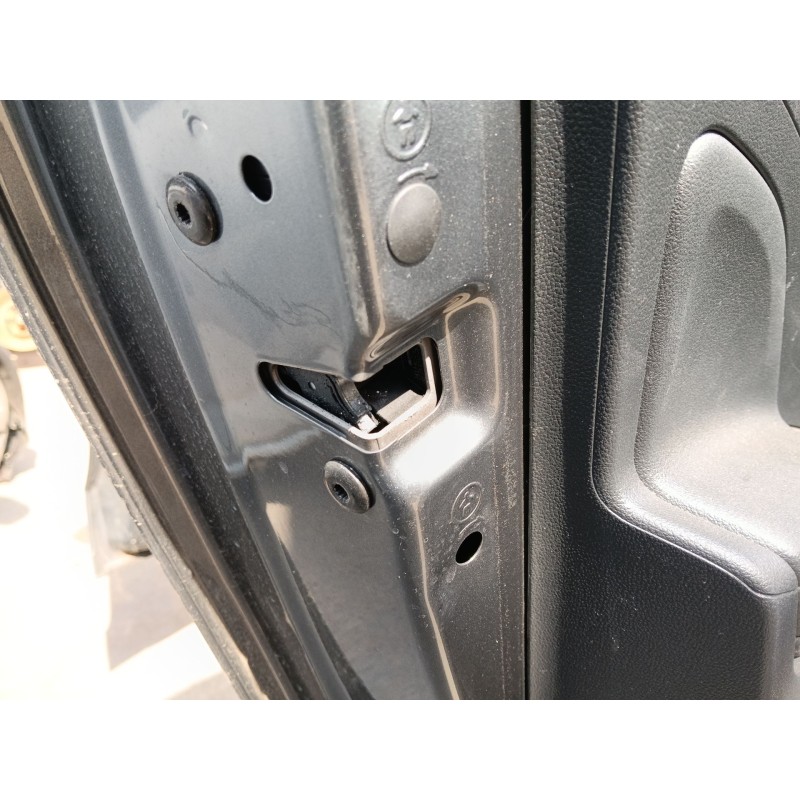 Recambio de cerradura puerta trasera izquierda para skoda fabia iv (pj3) 1.0 tsi referencia OEM IAM 10A839015B  